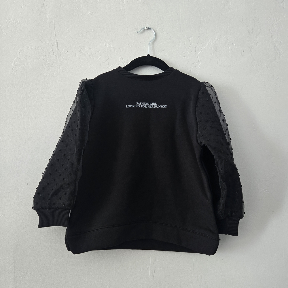 Zara Elegant Black Crewneck Sweater